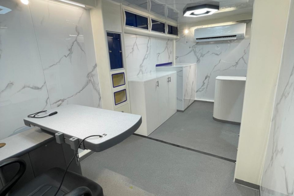 المعدات العامة الداخلية (غرفة الفحص)